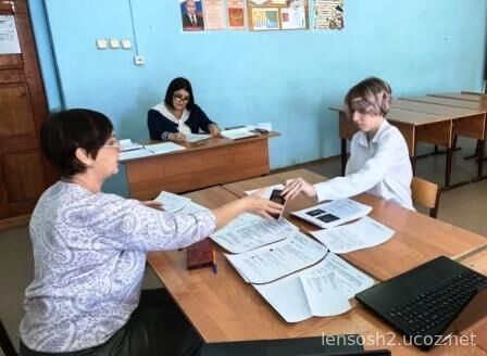 Ученица 9 класса принимает участие в ИС