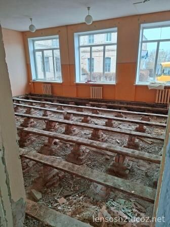 Демонтаж напольного покрытия